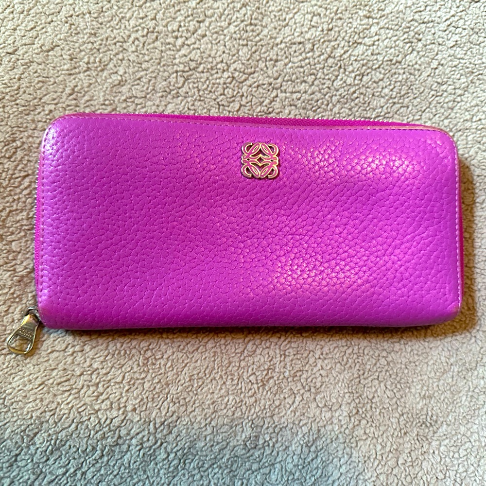 Loewe Anagram Zippy Long Wallet